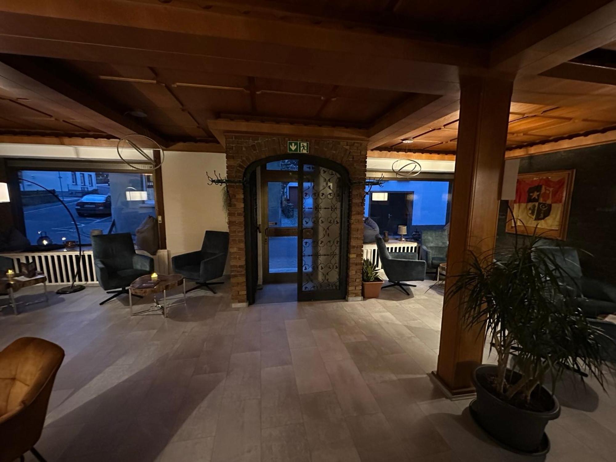 Mike'S Mosel Lodge Treis-Karden Exterior photo