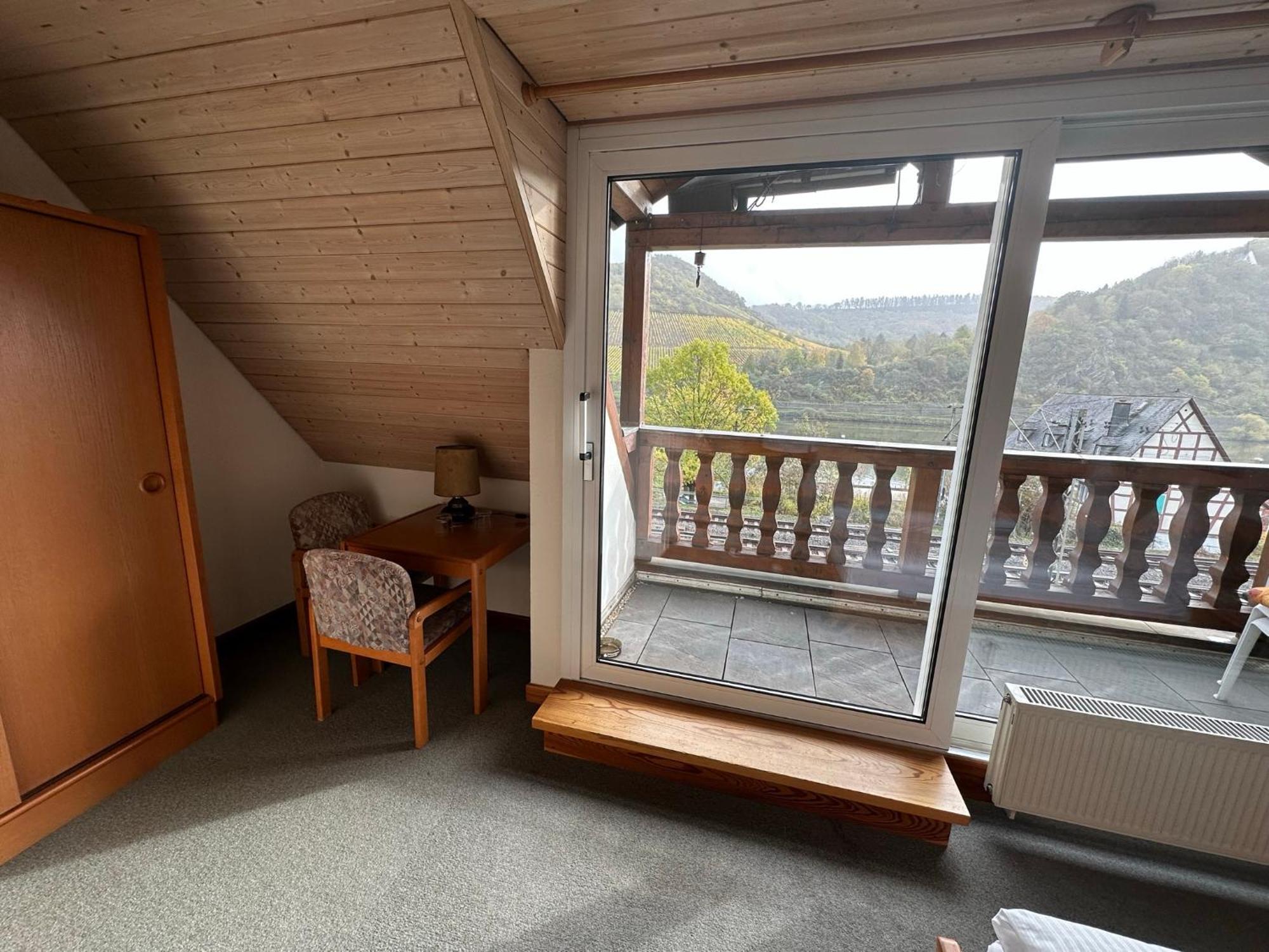Mike'S Mosel Lodge Treis-Karden Exterior photo