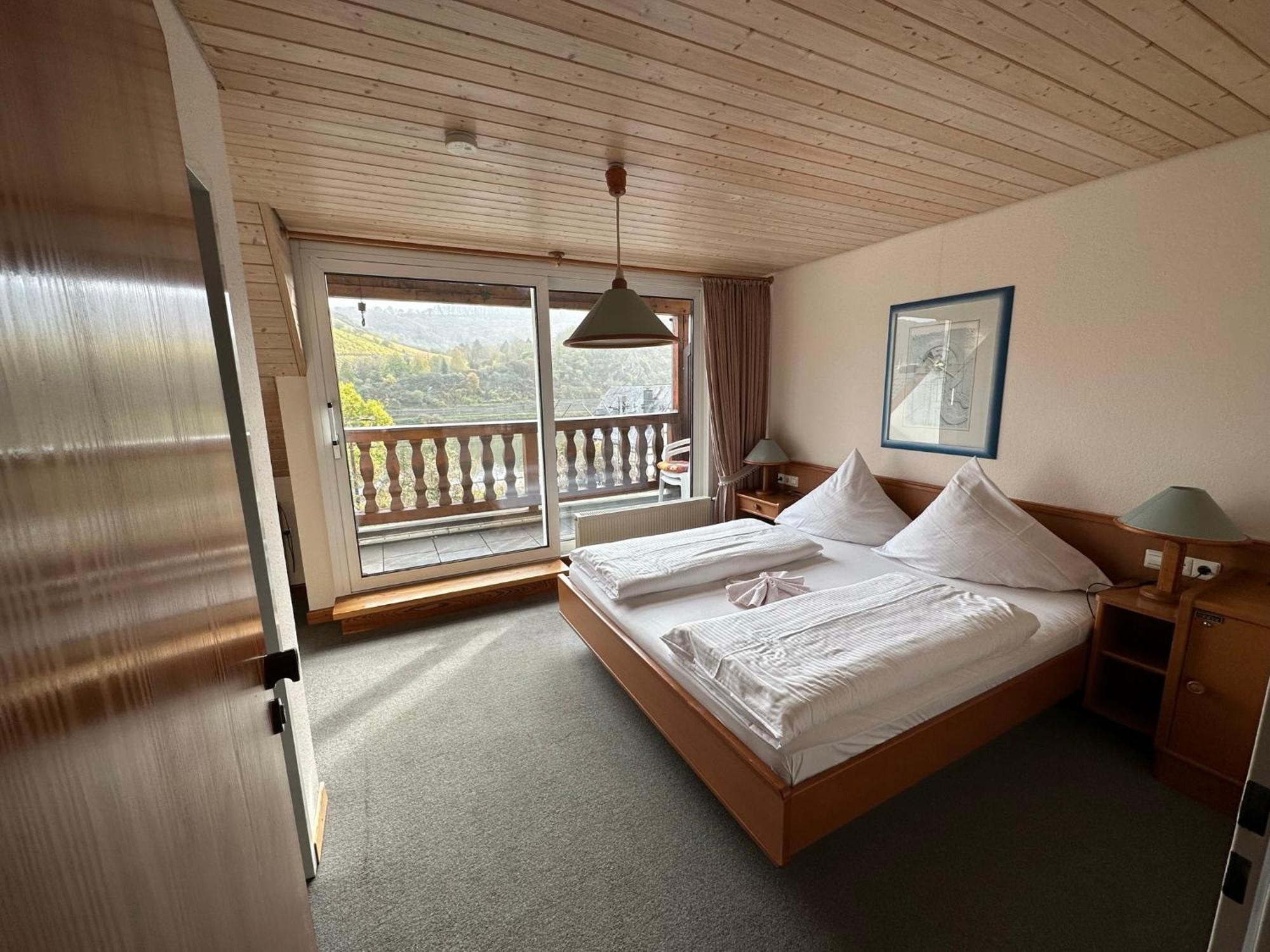 Mike'S Mosel Lodge Treis-Karden Exterior photo